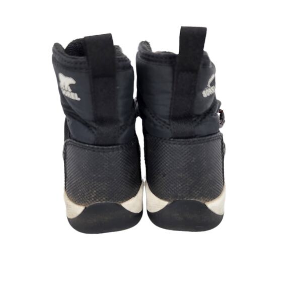 Sorel Whitney II Short Waterproof Weatherproof Insulated Black Boot Kids Size 12 - Picture 2 of 5